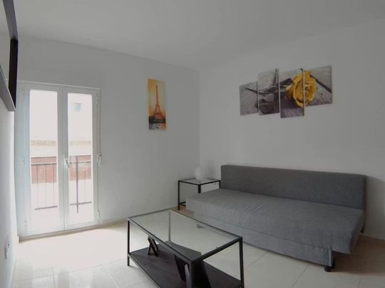 Calle de Antonio Prieto, Madrid, Community of Madrid 28026 - Photo 1
