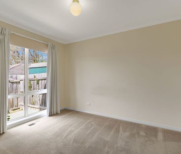 Spacious 2-Bedroom Unit! - Photo 3