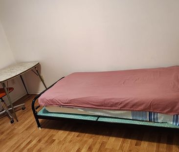 For Lease - 3050 Olympus Mews Unit# 3rd bedroom, Mississauga, Ontario - Photo 4