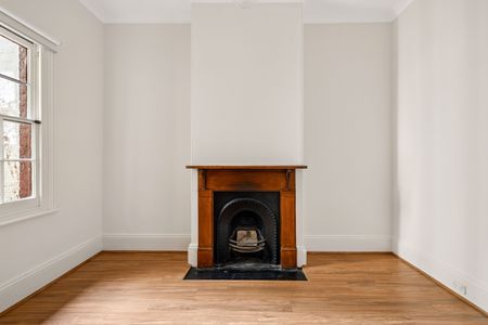 6 Phillip Street, Newtown NSW 2042 - House For Rent | Domain - Photo 4