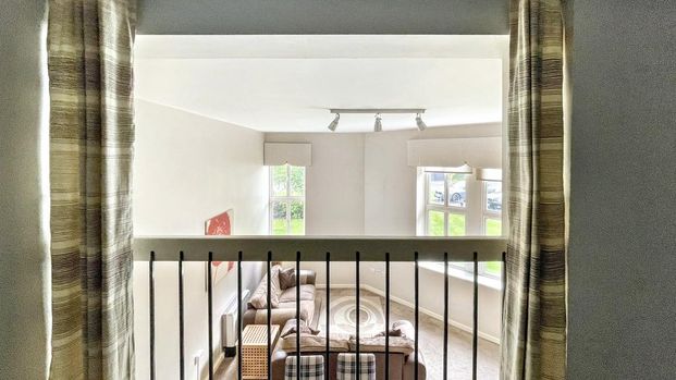 2 bedroom ground floor flat to rent - Photo 1