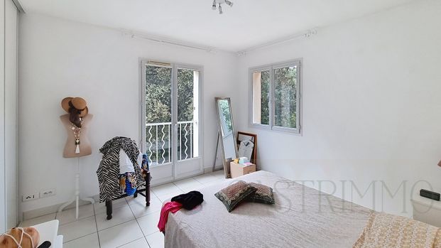 Location Maison 5 pièces 119m² SUSSARGUES 34160 - Photo 1
