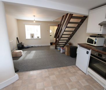 2 bed Cottage for let - Photo 3