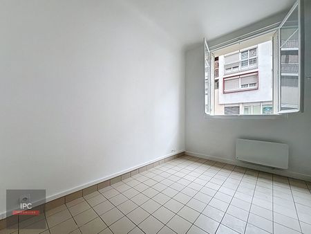 Location Appartement 1 pièce 17m² - Photo 4