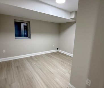 For Lease - 7 Avanti Crescent Unit# Basement, Hamilton, Ontario - Photo 6
