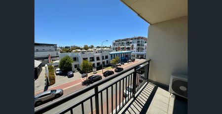 Partly Furnished Top Floor Apartment - Photo 4