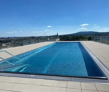 Moderne 73m2 3-Zimmerwohnung mit Fernblick, Balkon, Zugang zu Pool, Sauna und Fitnessraum - 1230 Wien Atzgersdorf - Privatvermietung! - Photo 3