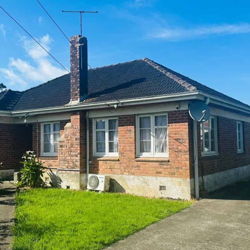 Family Home With Great Location - Photo 1