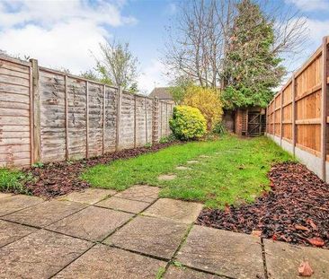 The Rowans, Milton, Cambridge, CB24 - Photo 3