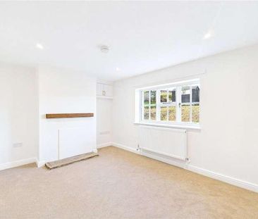 Farm Lane, Mortimer West End, Reading, Hampshire, RG7 - Photo 1