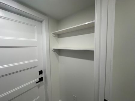 For Lease - 436 Boyd Lane, Milton, Ontario - Photo 2