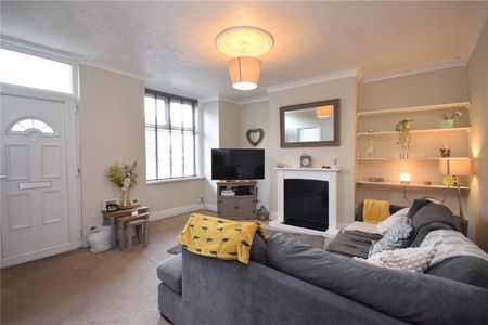 10, Woodville Grove, Horsforth, Leeds, LS18 5BX - Photo 5