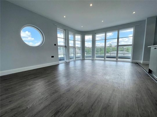 2 bedroom penthouse to rent - Photo 1