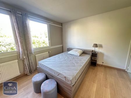 Location Appartement 1 pièce 27m² POITIERS 86000 - Photo 3