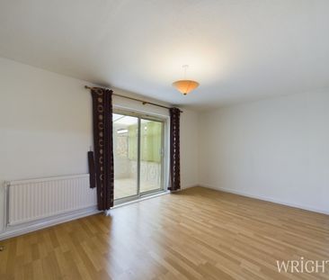 3 bedroom House - Brixham Close, Stevenage - Photo 1
