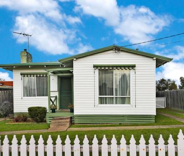 TIDY HOME ON LARGE BLOCK - Photo 6