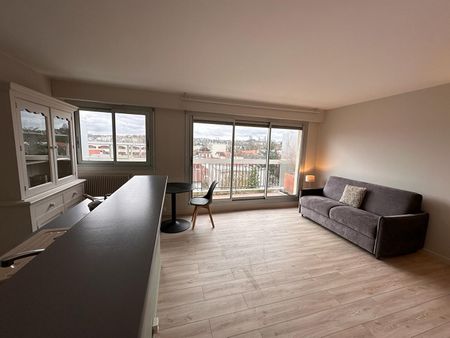 Apartment - Photo 4