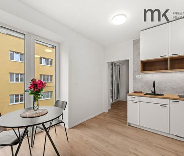 Pronájem bytu 1+1 32 m² - Fotografie 4