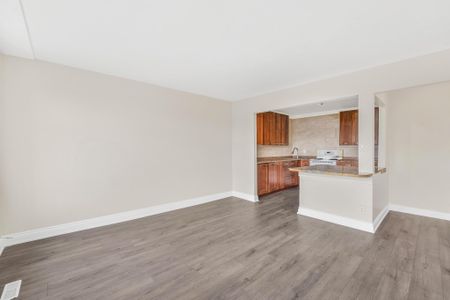 For Lease - 1698A Eglinton Avenue, Toronto, Ontario - Photo 4