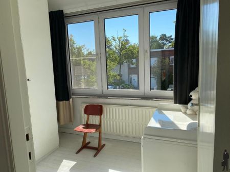 Rijwoning in hartje Brasschaat met 3 slaapkamers en tuin op ca. 282m² - Foto 2