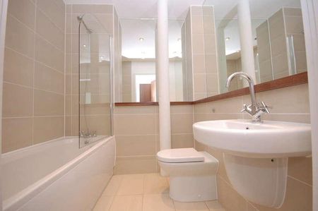 Victoria Street, Glossop, SK13 - Photo 4