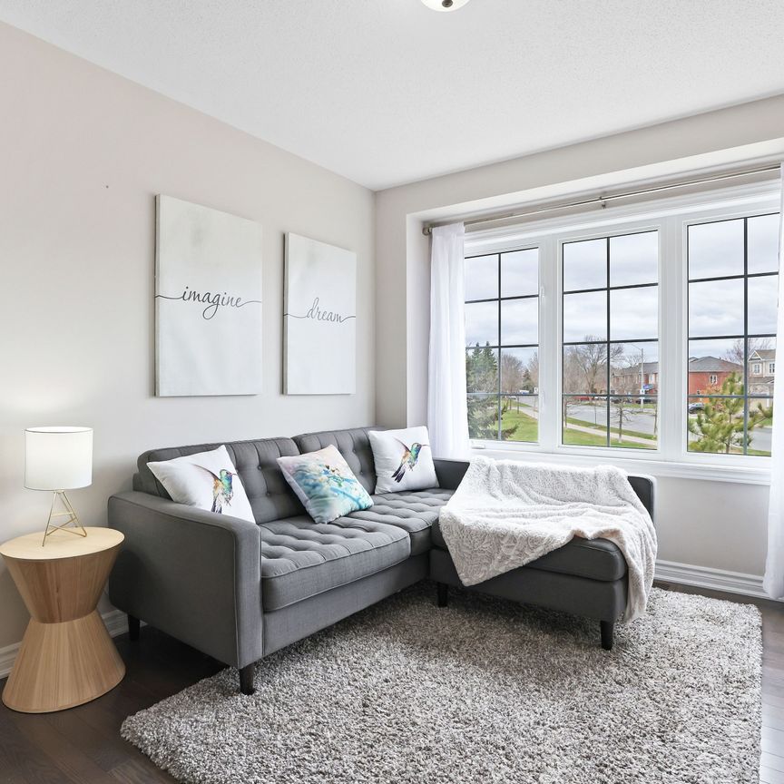 For Lease - 411 Coldwater Crescent, Kanata, Ontario - Photo 1