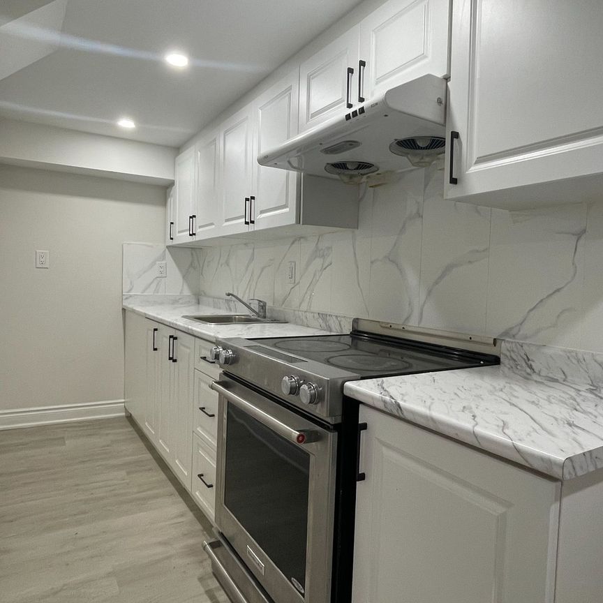 For Lease - 9 Humberstone Crescent, Brampton, Ontario - Photo 1