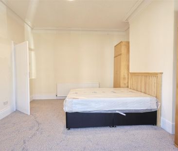 2 bedroom Flat to rent in Helmsley Road, Sandyford, Newcastle Upon ... - Photo 3