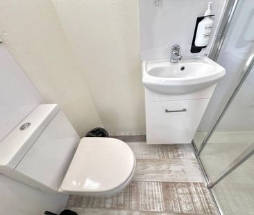 Modern Living in the Iconic 'Astoria' Building - Photo 6