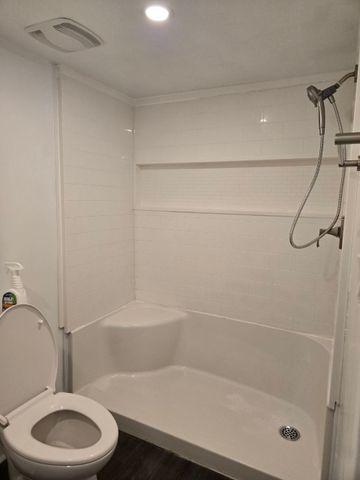 For Lease - 61 Lewiston Road Unit# Bsmt, Toronto, Ontario - Photo 3