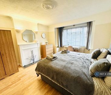 2 bedroom maisonette to rent - Photo 4