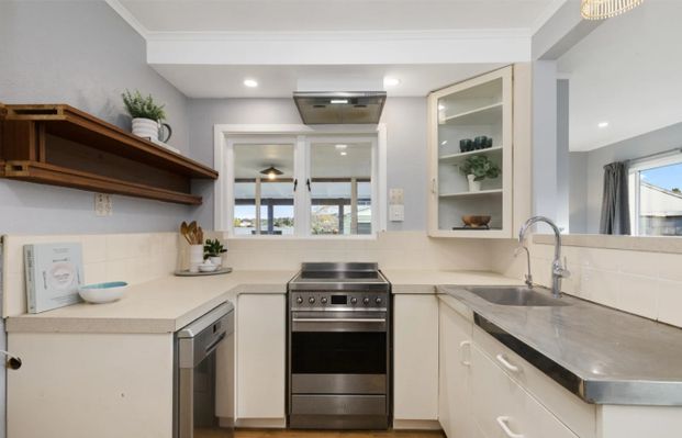 18 Russell Avenue, Pukekohe - Photo 1