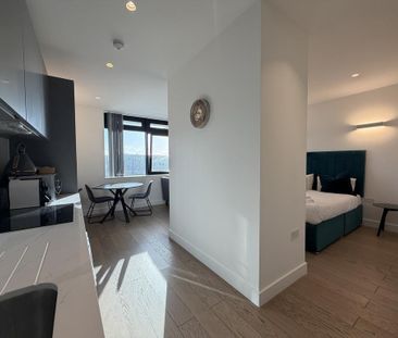 Studio to rent - Photo 6