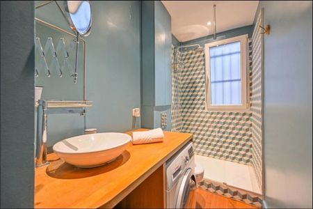 Arts-et-Metiers - Appartement 2P - entièrement rénové - Photo 4