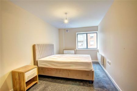 2 bedroom apartment to rent - Photo 4