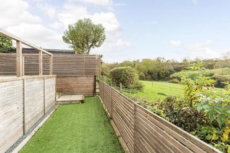 2 bedroom semi-detached bungalow to rent - Photo 4