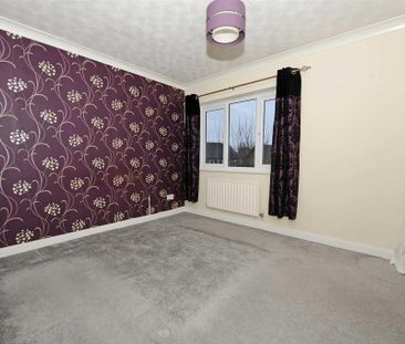 2 bedroom semi-detached house to rent - Photo 2