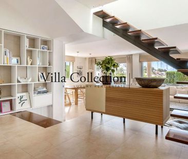 Luxury Villa for rent in Cap Martinet, Spain - Photo 1