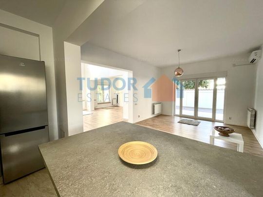 Compound villa - Photo 1