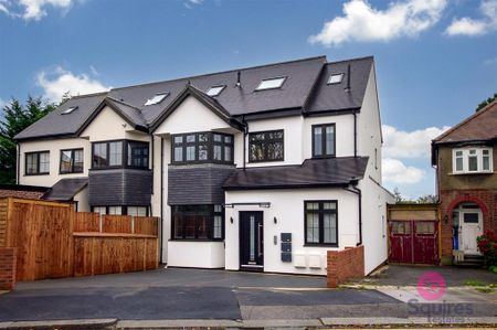 3 bedroom flat to rent - Photo 5