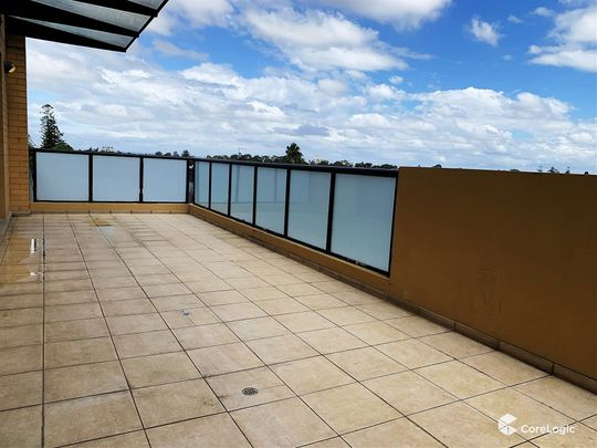 Split Level Apartment in the Heart of Burwood - Photo 1