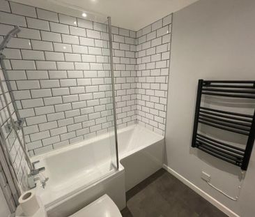 Monmouth House, Swansea, SA1 - Photo 6