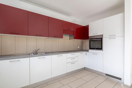 MODERN 3.5-ROOM APARTMENT IN BELLINZONA NORTH - Photo 4