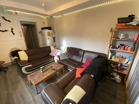 7 bedroom house to rent - Photo 2