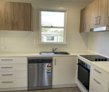 Fully Renovated Home in Central Ballina - Photo 5