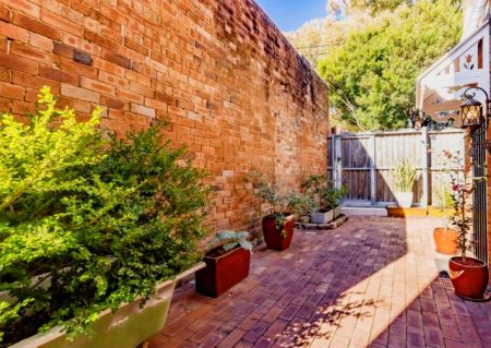 1Bedrooms, 1Bathrooms - Photo 5