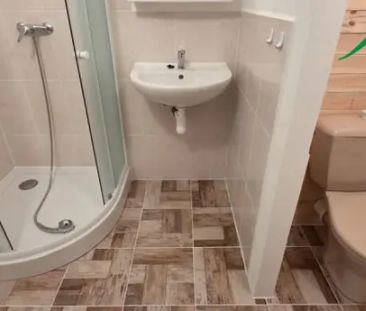 Byt 2+1 s lodžií (64 m - Fotografie 5