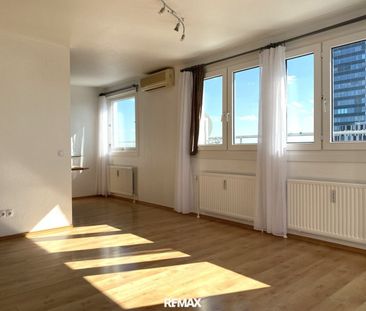 Terrassen-Garconniere im 21. Stock mit Donaupark- Fernblick bei der... - Photo 2