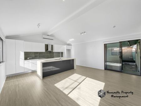 192 Aries Way, Elermore Vale - Photo 5