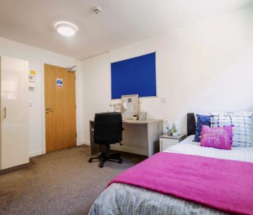 Classic Studio - Photo 1